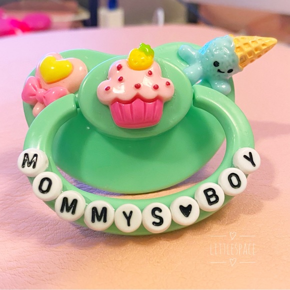 Adult Deco Paci 🧁 Pacifier - Picture 7 of 7